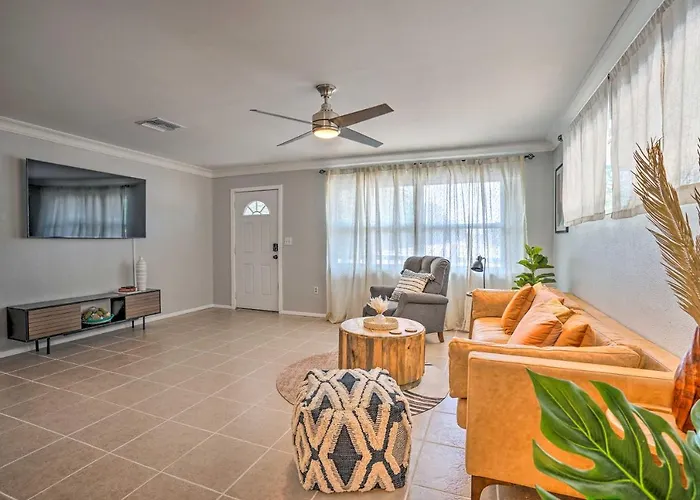 Quaint Naples Home About 4 Mi To Naples Beach! che accetta animali