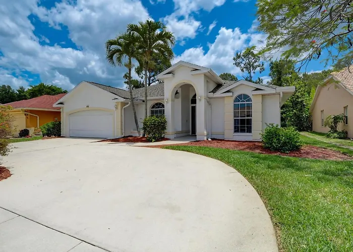 Piccadilly Beach House - Beautiful Updated Home, Private Pool, Minutes From Downtown 5Th Ave & Beaches!!! North North Naples