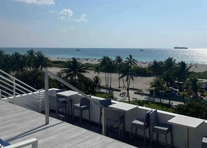 Suites At The Strand On Ocean Drive Miami Beach che accetta animali
