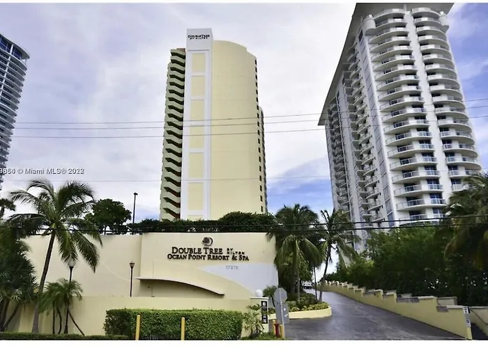 Beautiful 1 Bedroom Condo On The Beach Sunny Isles Beach