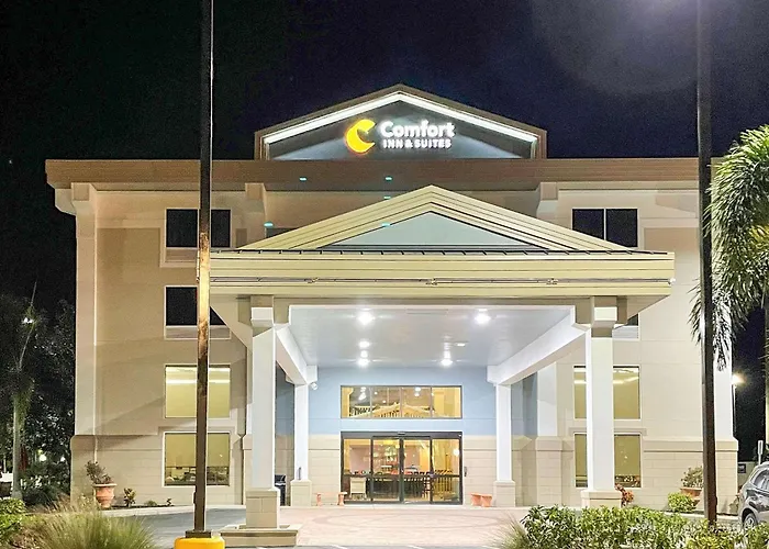 Haustierfreundliches Comfort Inn & Suites Sarasota I75 The Meadows