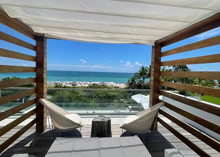 Large 1 Bedroom Apartment At Roney Palace Sleep 8 Miami Beach