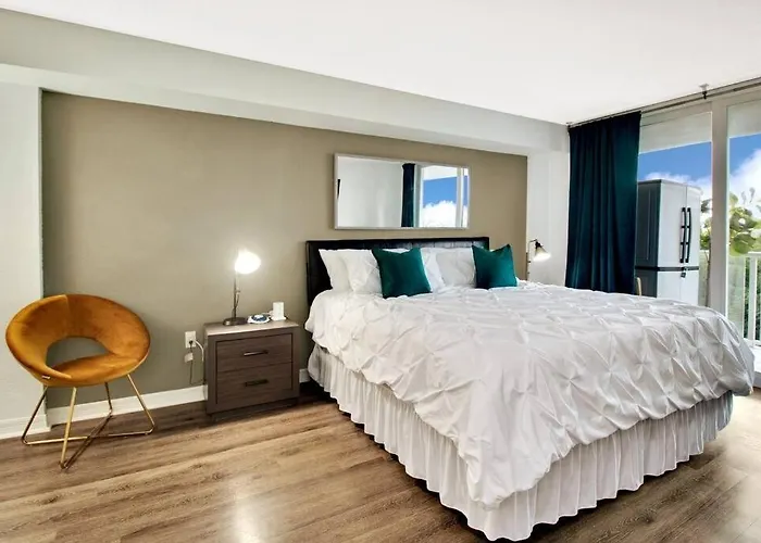 Haustierfreundliches Enjoy Sunsets At Luxe 2Br Condo, King Bed, Pool Condo Palm Beach