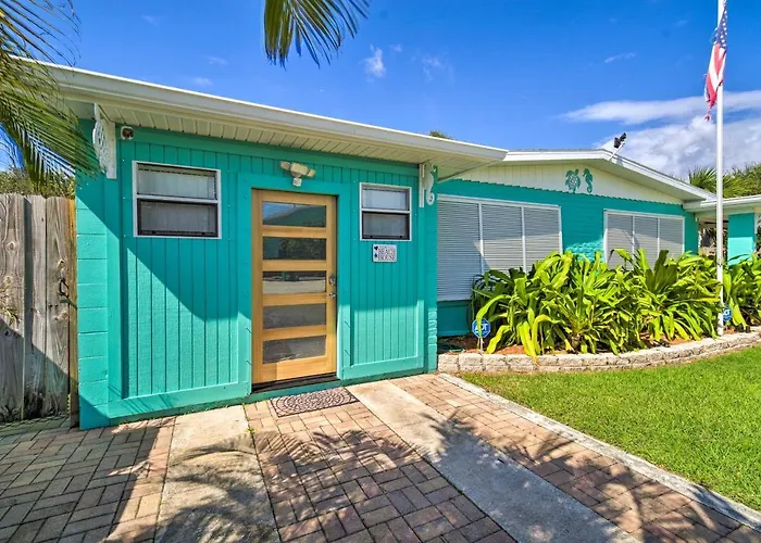 Walkable Florida Duplex: 2 Blocks To Cocoa Beach!