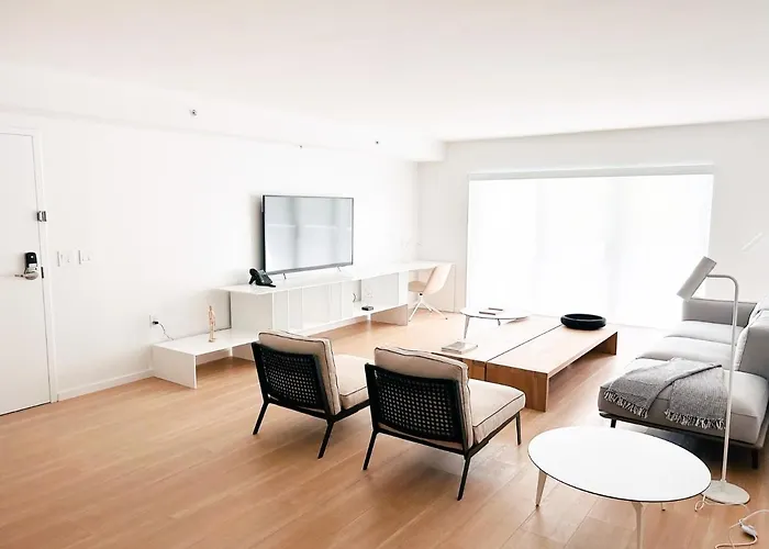 Beach Haus Residences Bal Harbour