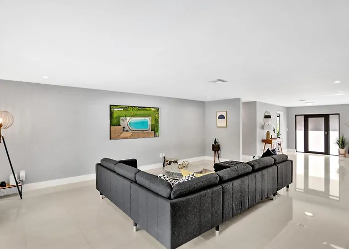 Gorgeous 5Br Villa +Heated Pool! Miami met een Zwembad