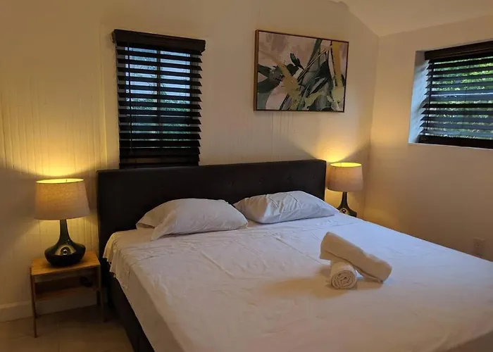 3 Bedroom Miami Home 15 Minutes To The Beach