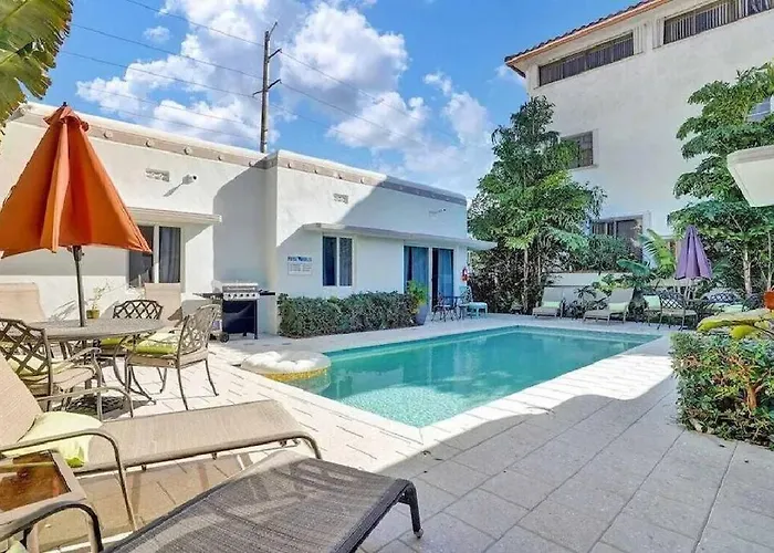 Beach House In Miami Beach