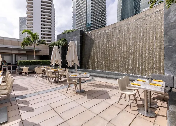 Four Seasons Studio Kitchen Hotel Miami