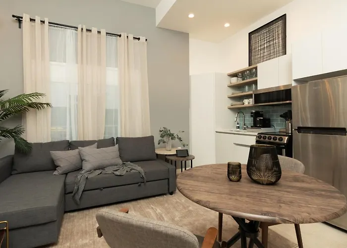 Park Ave Suites Miami Beach
