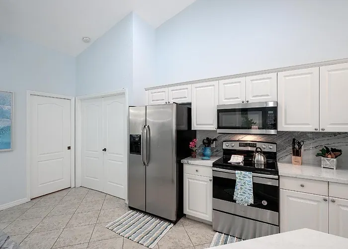 Briarwood Beach Delight Has Brand New Pool/Spa! North North Naples