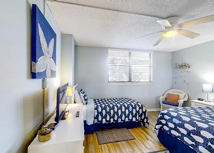 Newly Decorated Ground-Floor Suite Steps From Beach And Pool W/Views, Wifi St. Augustine Beach