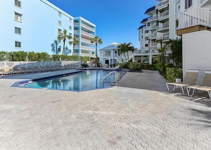 Beach Palms- Unit 102 Clearwater Beach