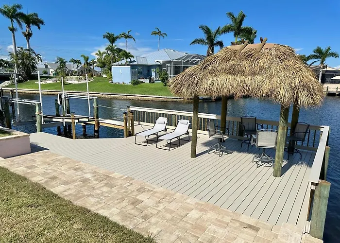 Boutique Hidden Harbor Sw Cape- Waterfront Private Home Locally Owned & Managed, Fair & Honest Pricing Cape Coral