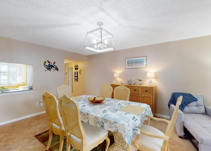 Whispering Palms At Sandpiper, Unit 102 Cape Coral