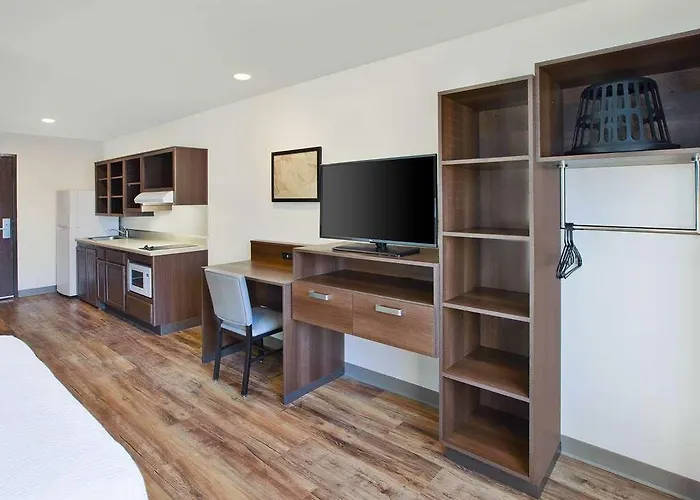 Extended Stay America Select Suites - Deerfield Beach