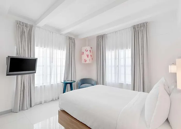 Townhouse Miami Bch. Trademark Miami Beach