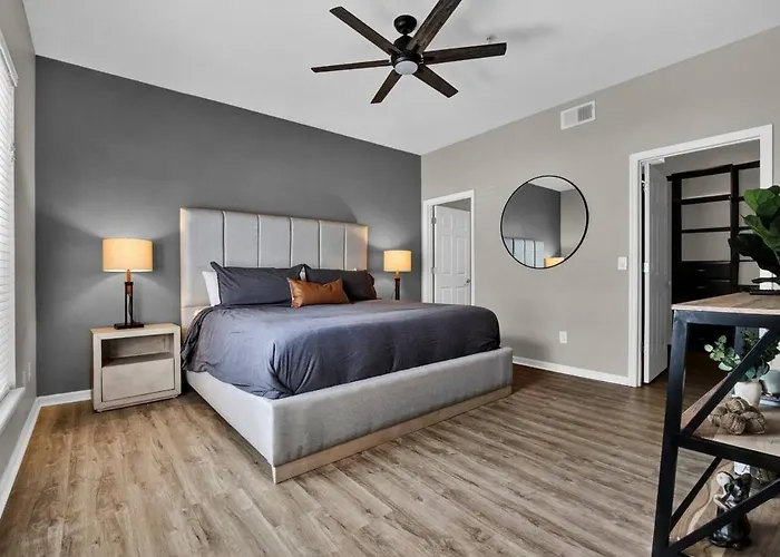 Beautiful Townhouse Centrally Located Orlando