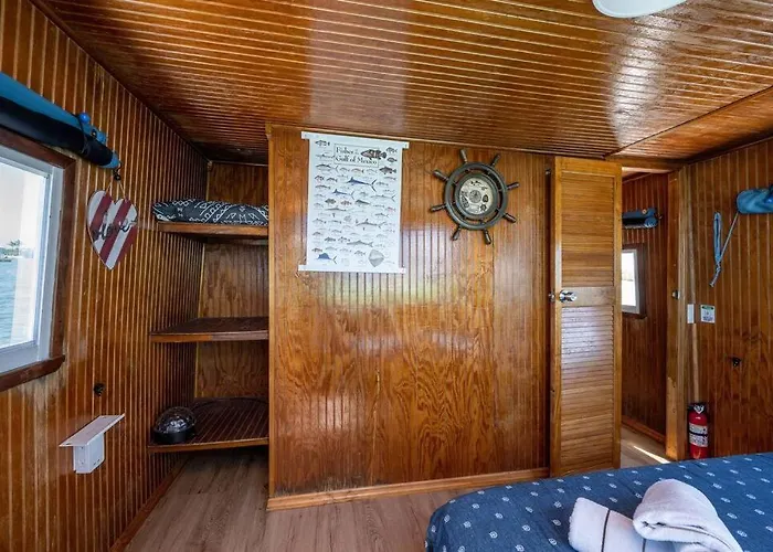 Beautiful Houseboat In Key West Hotell