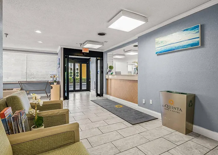 Hotel La Quinta By Wyndham Tampa Brandon West Heartland