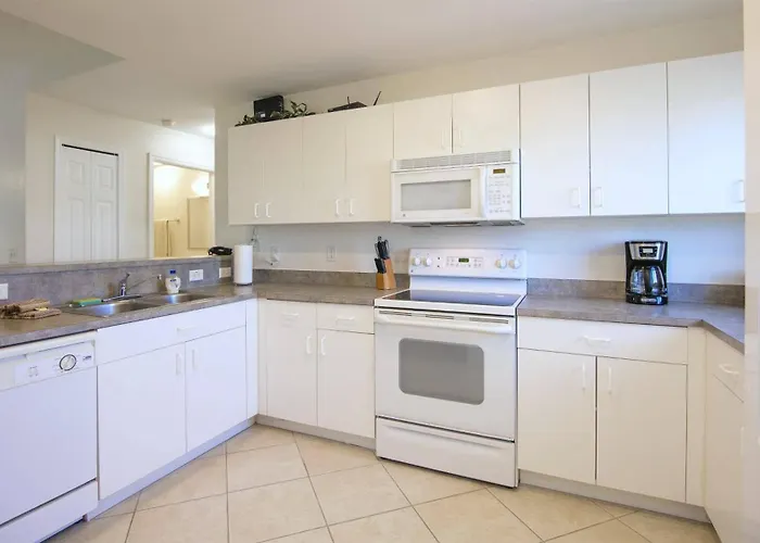 !New! Riverview House With Pool Cape Coral
