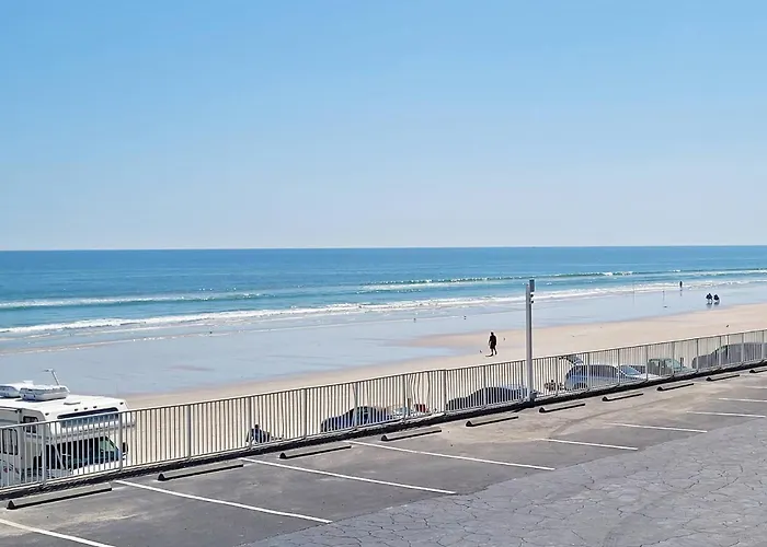 Pirates Cove Condo Unit #117 Daytona Beach mit Pool