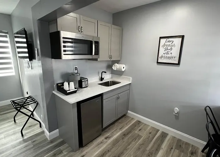 Oceano Suites Daytona Beach