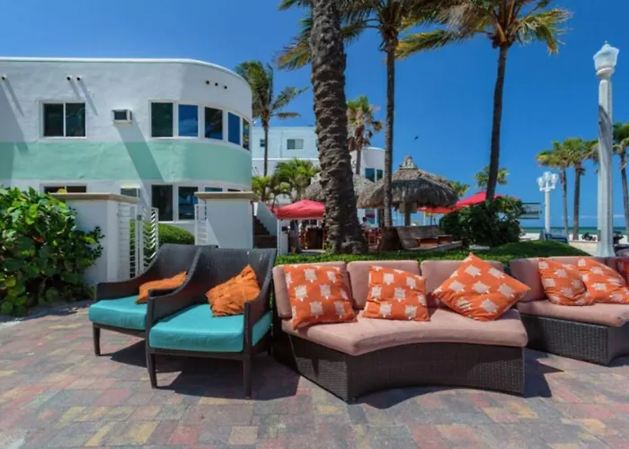 Walkabout 1 Tower Suite In The Heart Of Hollywood Beach