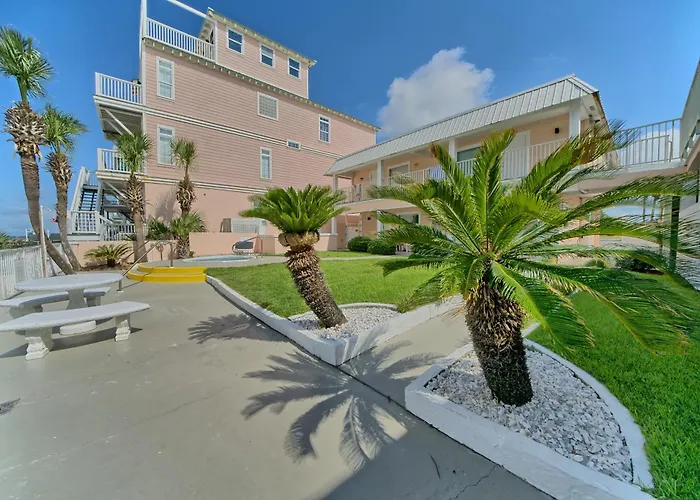 Pineapple Villas Laguna Beach