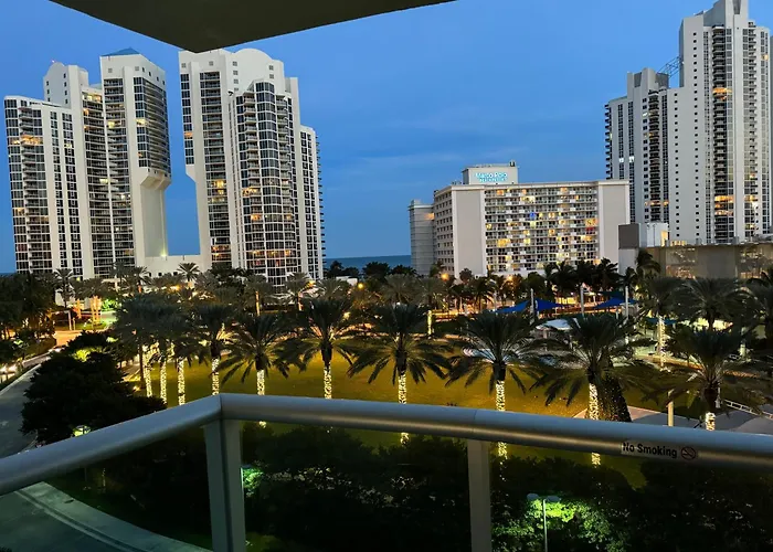 Haustierfreundliches Ocean Reserve Miami Luxury Rentals Sunny Isles Beach
