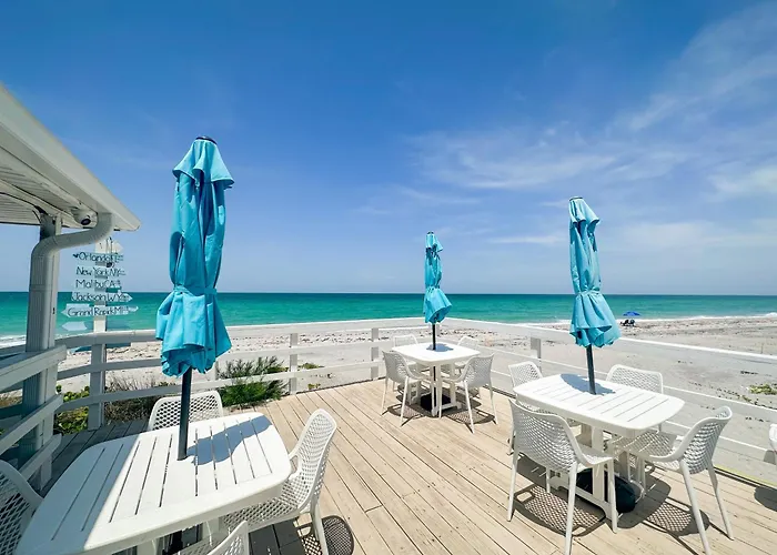 Pearl Beach Inn Englewood