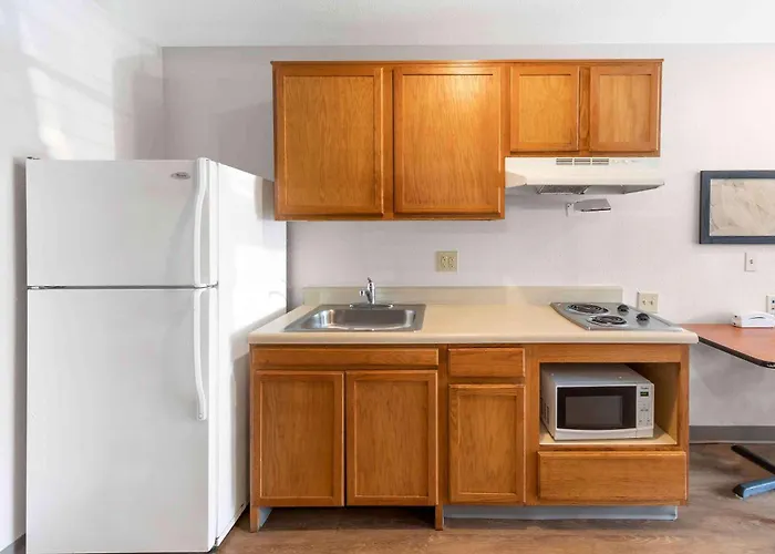 Extended Stay America Select Suites - Orlando - East