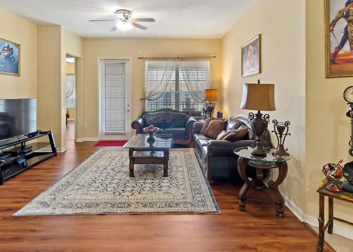 Executive 3 Bedroom Villa at Universal,Convention Center, Vista Cay Orlando