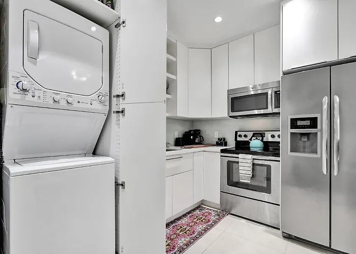 Sobe Monarch 2 - 2 Bedroom 2 Bathroom Apts - 2 Independent 1 Bedrooms Apts Miami Beach