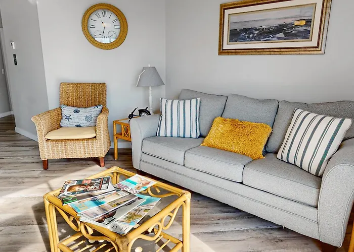 The Inn At St. Thomas Square #1304B Panama City Beach