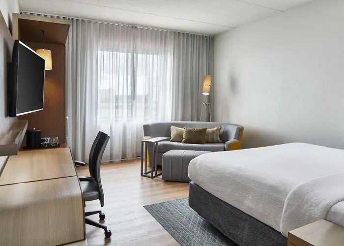 Courtyard By Marriott St. Petersburg Clearwater/Madeira Beach
