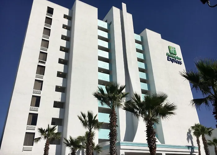 Holiday Inn Express & Suites Oceanfront Daytona Beach Shores By Ihg