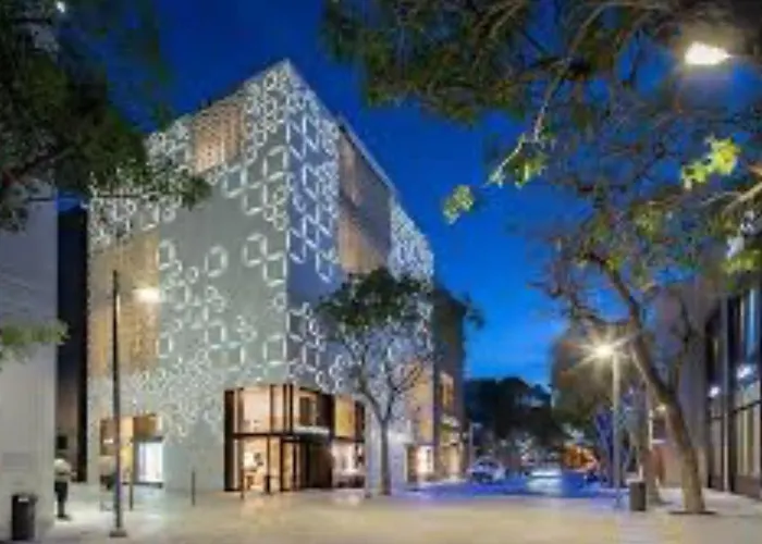 Master King Bedroom Desing District Miami
