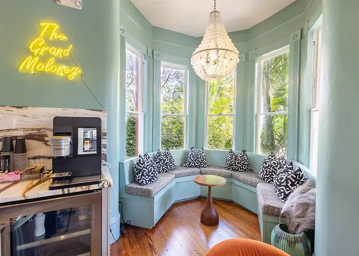 Green Room At The Grand Maloney Key West