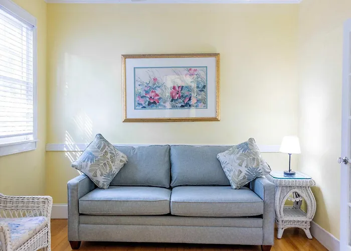 Haustierfreundliches Deluxe King With Balcony - At James House With Parking! Key West