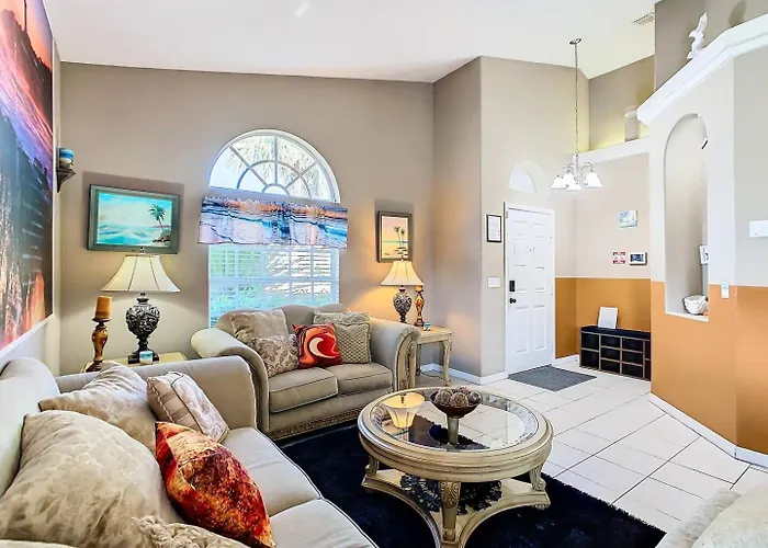 Screened Pool Villa W Spa Near Disney Orlando