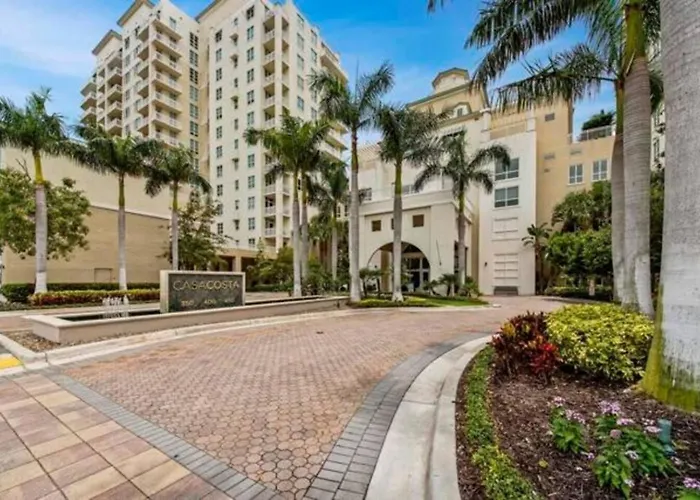 Private Amazing One-Bedroom In Casa Costa!Beach Pass Inc! Boynton Beach