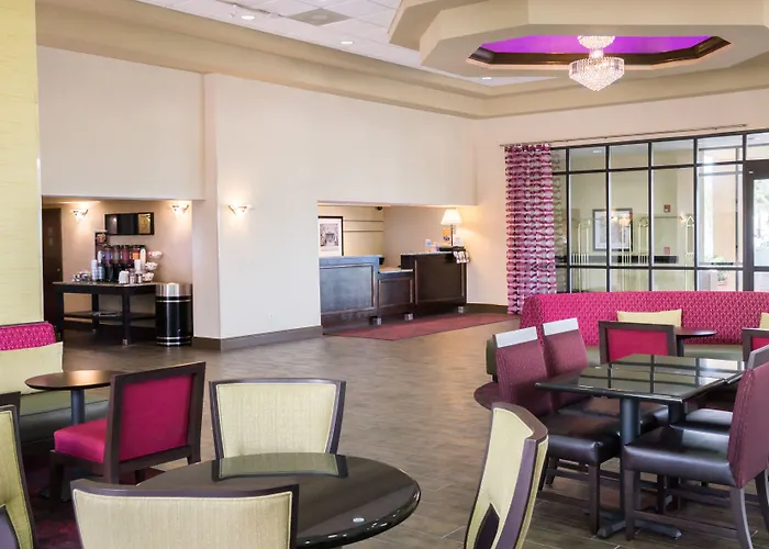 Haustierfreundliches Ramada By Wyndham Orlando Florida Mall
