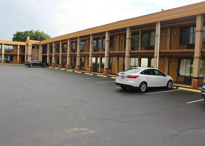 Tampa Inn Near Busch Gardens