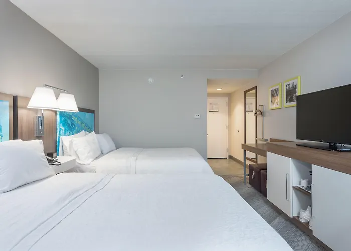 Hampton Inn Tampa-Veterans Expressway Carrollwood Village