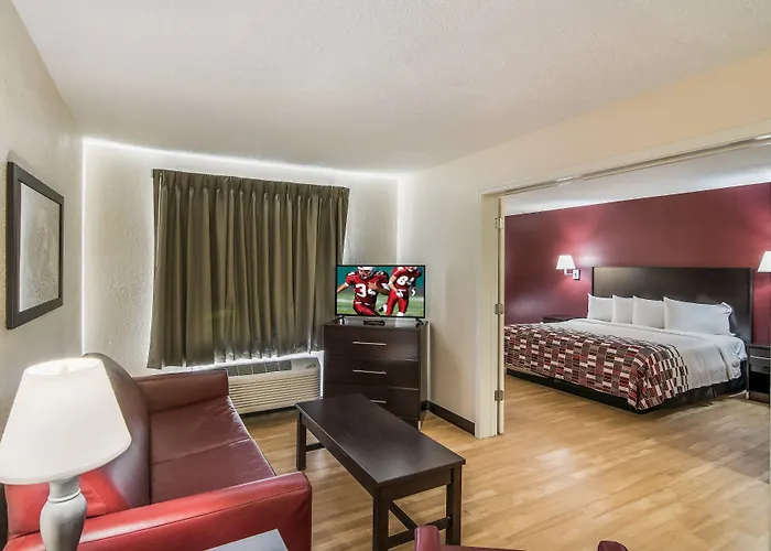 Red Roof Inn & Suites Pensacola East - Milton