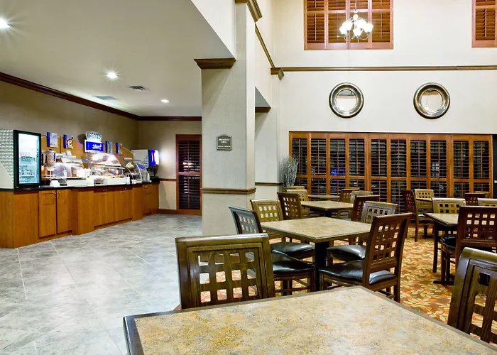 Holiday Inn Express & Suites Lake Placid By Ihg