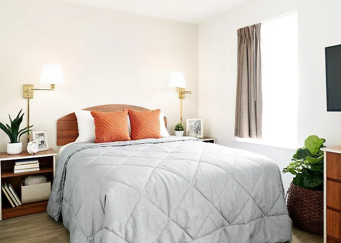 Haustierfreundliches Intown Suites Extended Stay Orlando Fl - Presidents Dr Oak Ridge