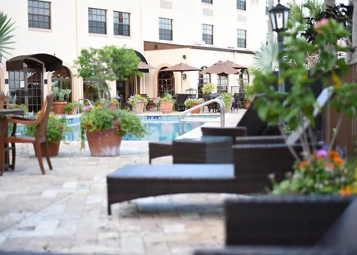Port La Belle Hotels