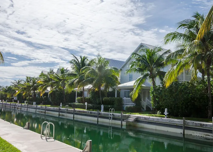 Coral Lagoon Resort Villas & Marina By Keyscaribbean Key Colony Beach